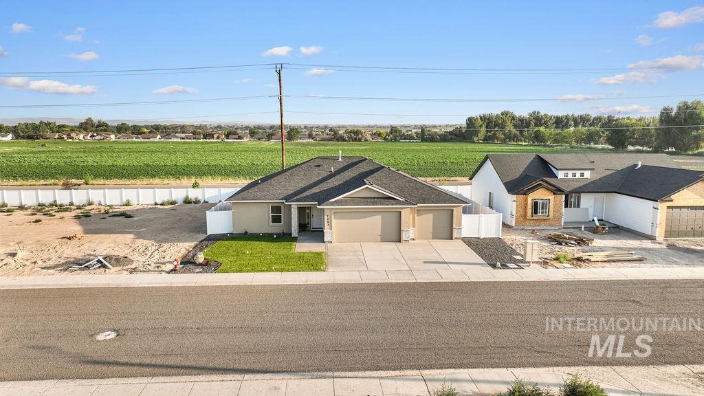 1243 Magic Rd Property Photo 29