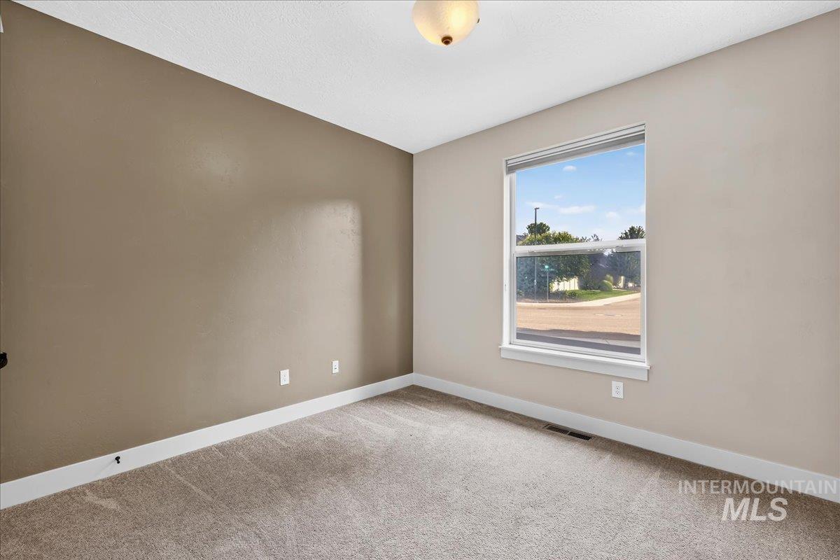 368 E Whiskey Flats St Property Photo 21