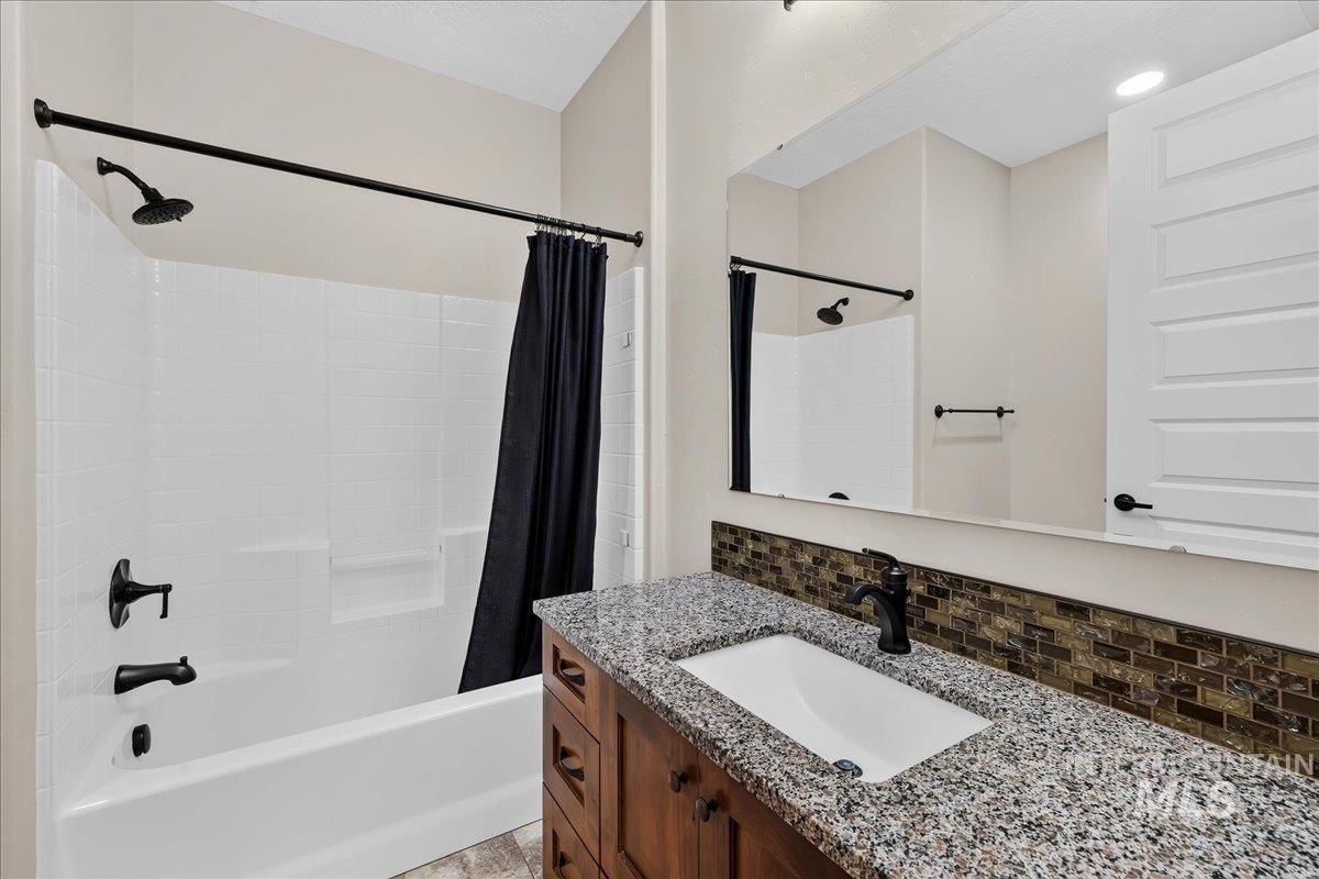 368 E Whiskey Flats St Property Photo 26