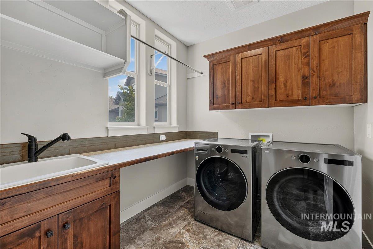 368 E Whiskey Flats St Property Photo 28