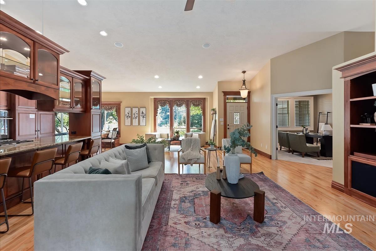 16610 Rose Briar Ln Property Photo 12