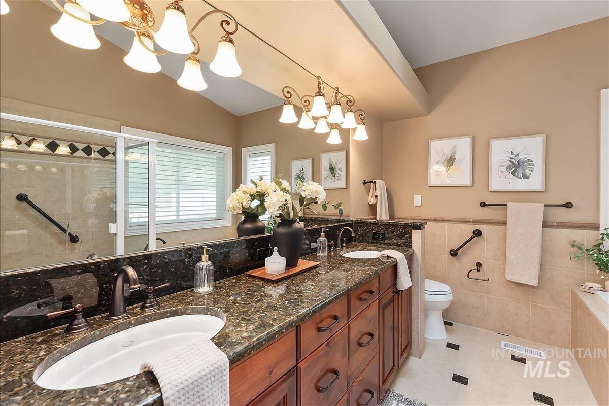 16610 Rose Briar Ln Property Photo 22