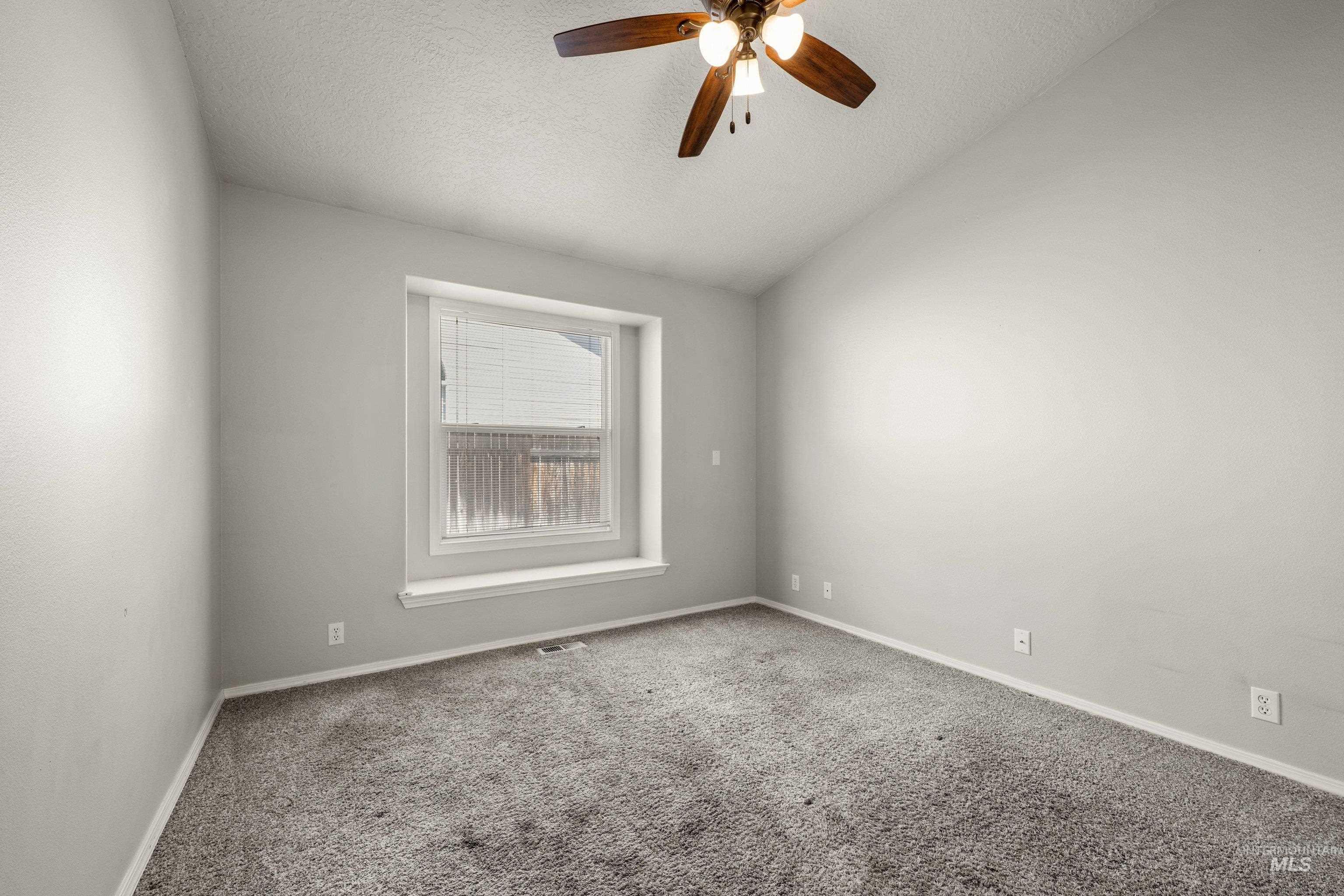 746 S Coral Pl Property Photo 16