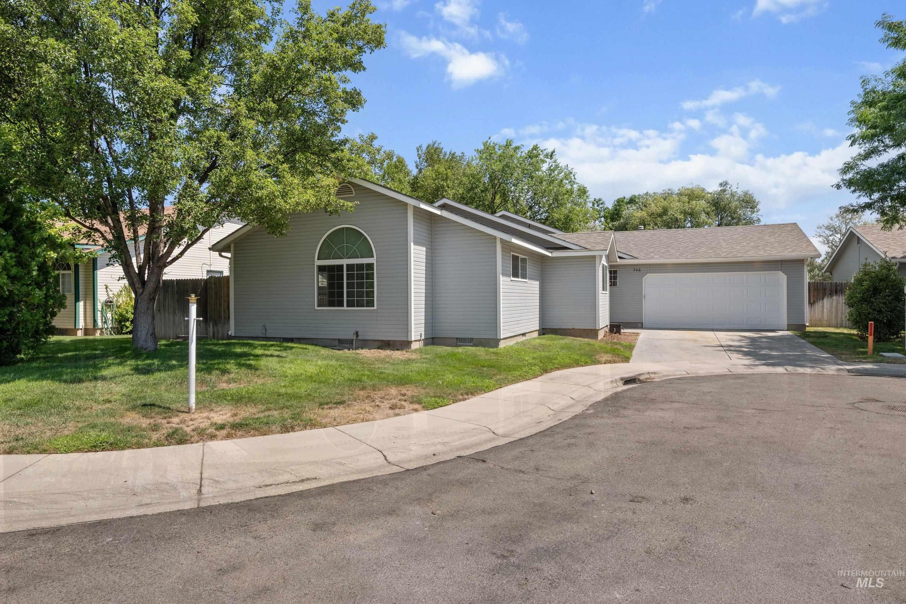 746 S Coral Pl Property Photo 33