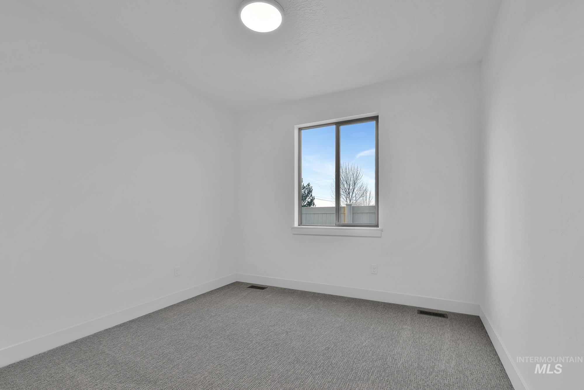 9887 W Snow Wolf Ln Property Photo 13