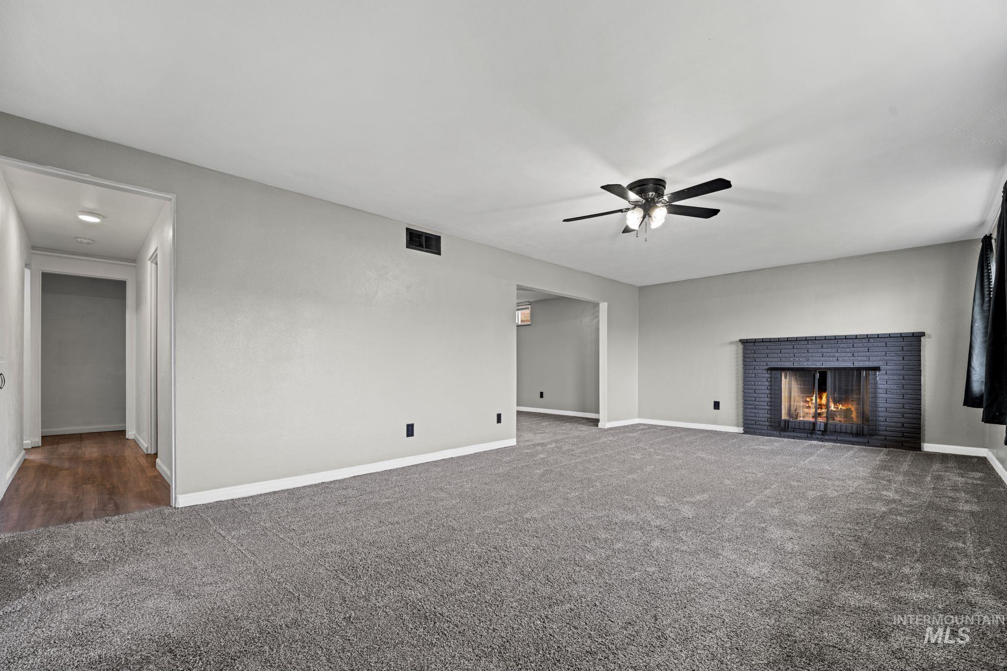 303 Highland Ave Property Photo 15