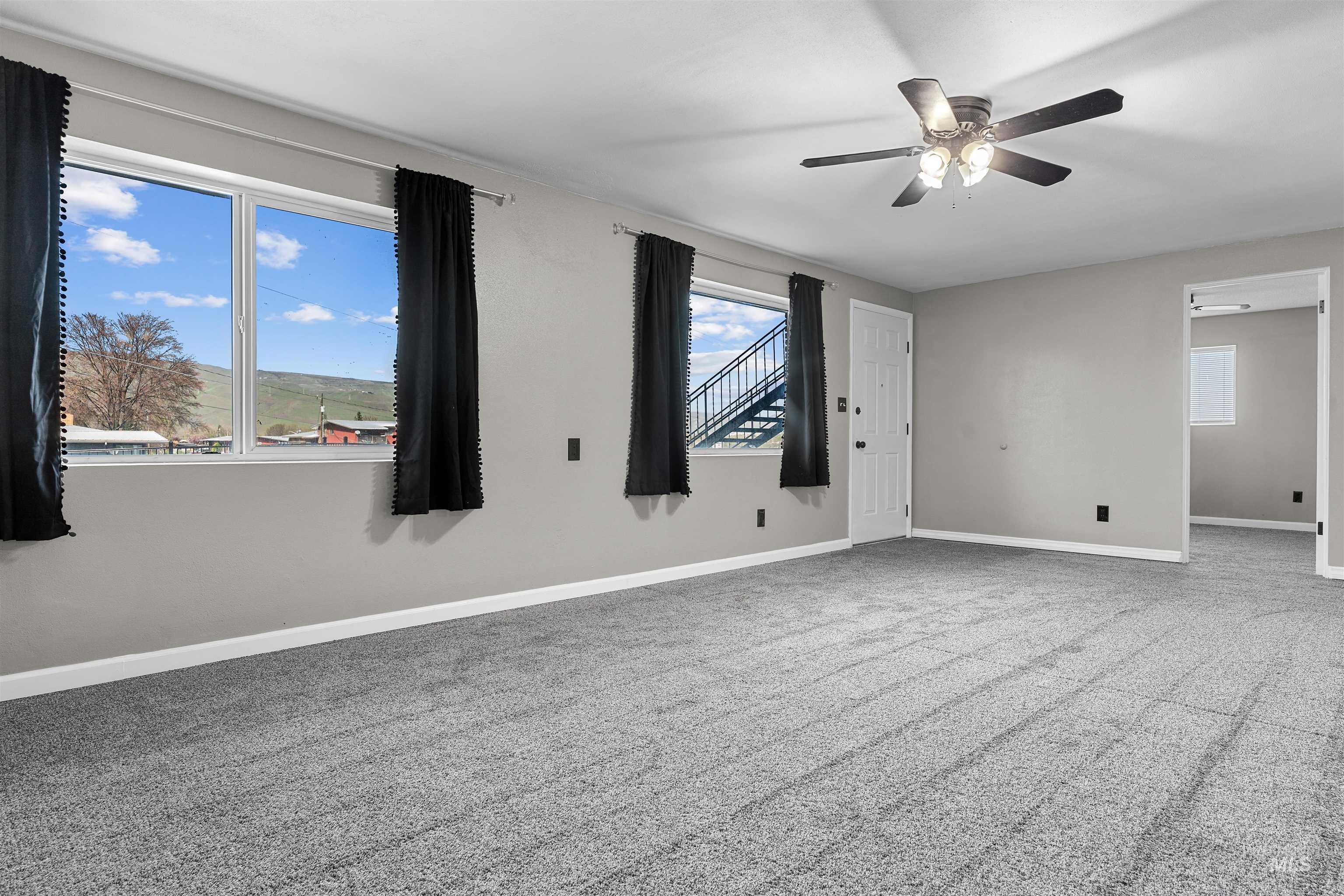 303 Highland Ave Property Photo 19