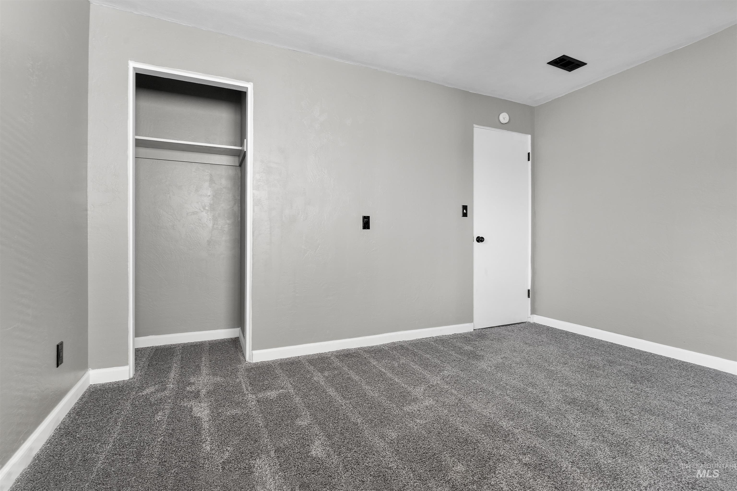 303 Highland Ave Property Photo 26