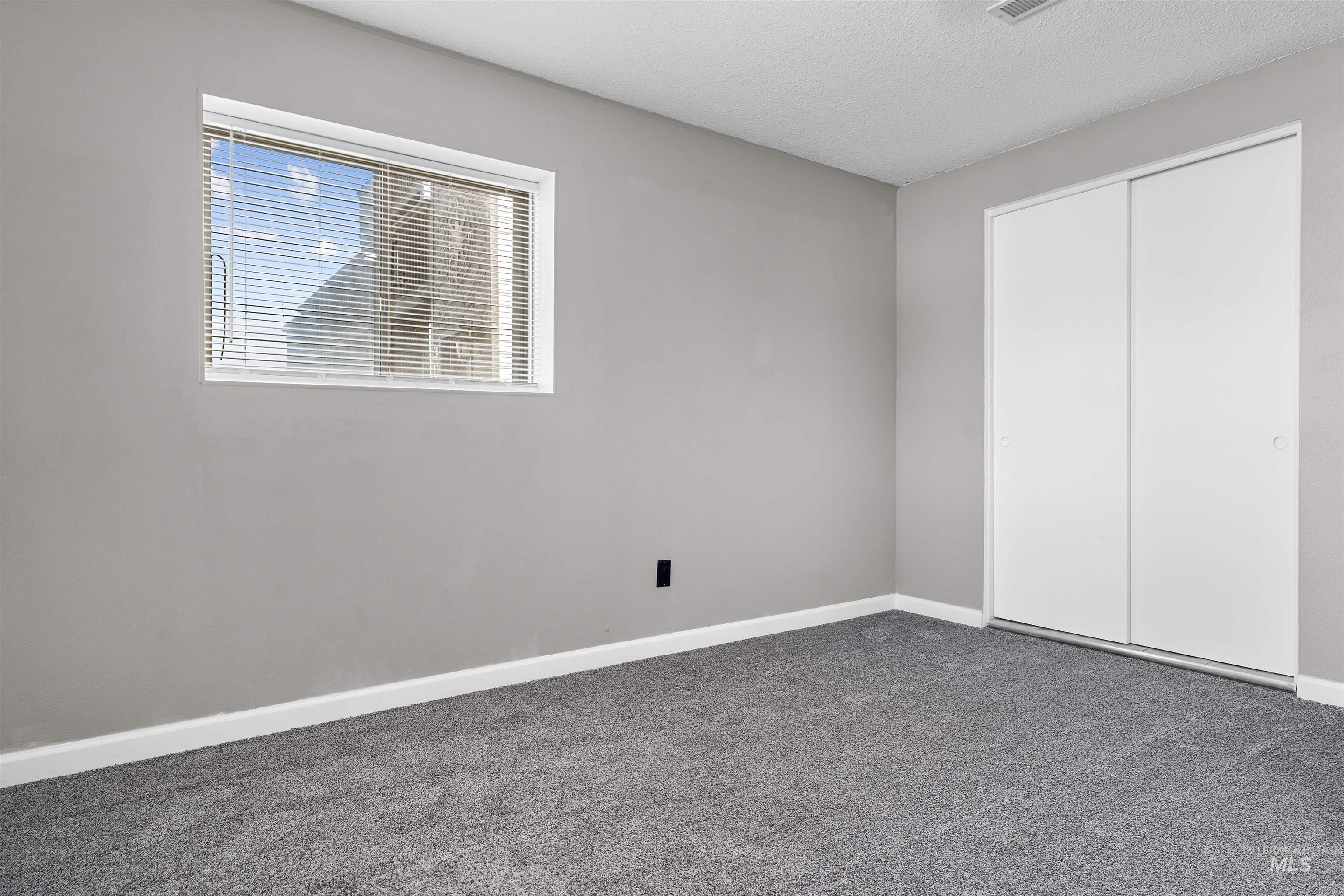 303 Highland Ave Property Photo 30