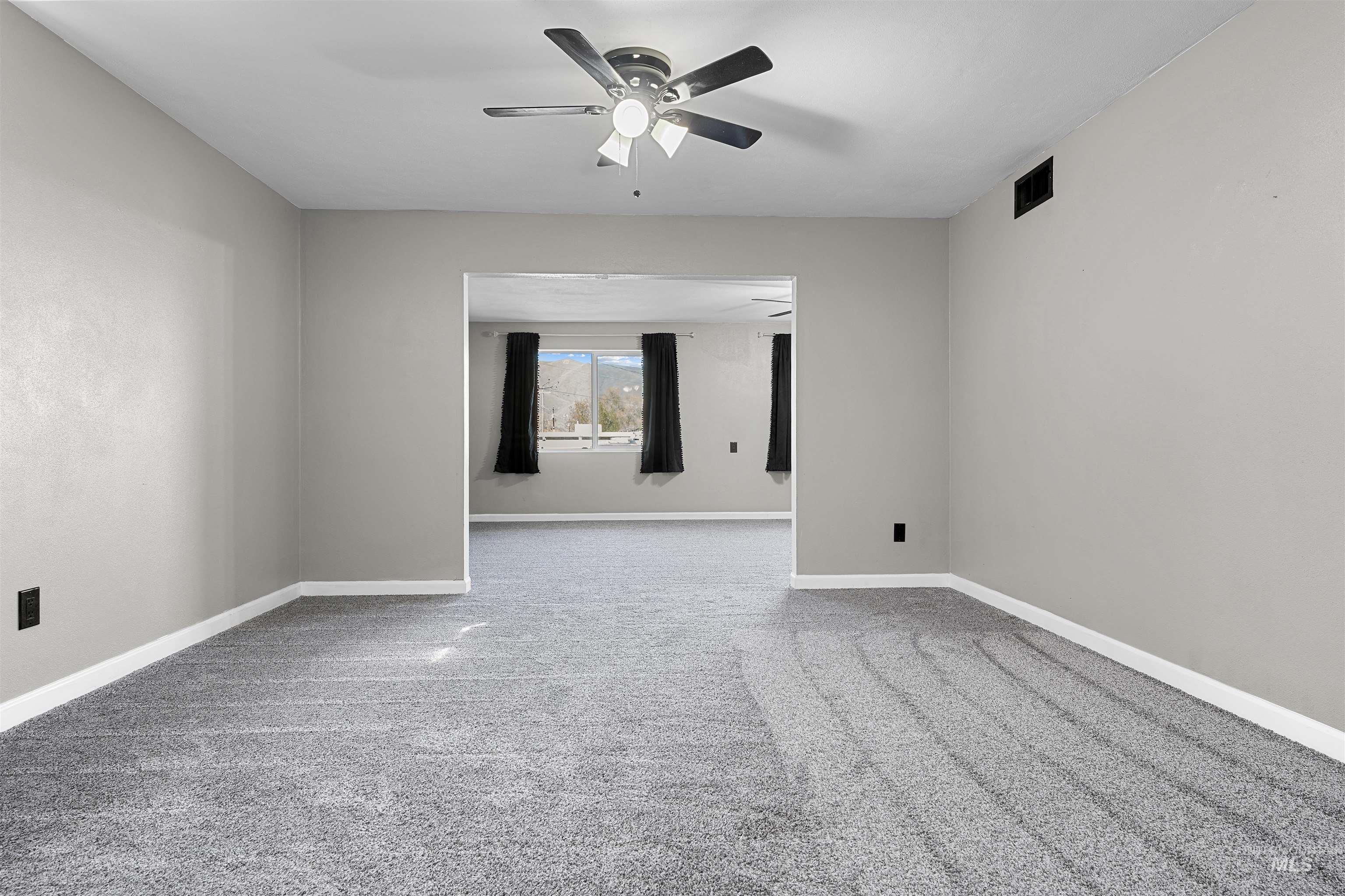 303 Highland Ave Property Photo 40