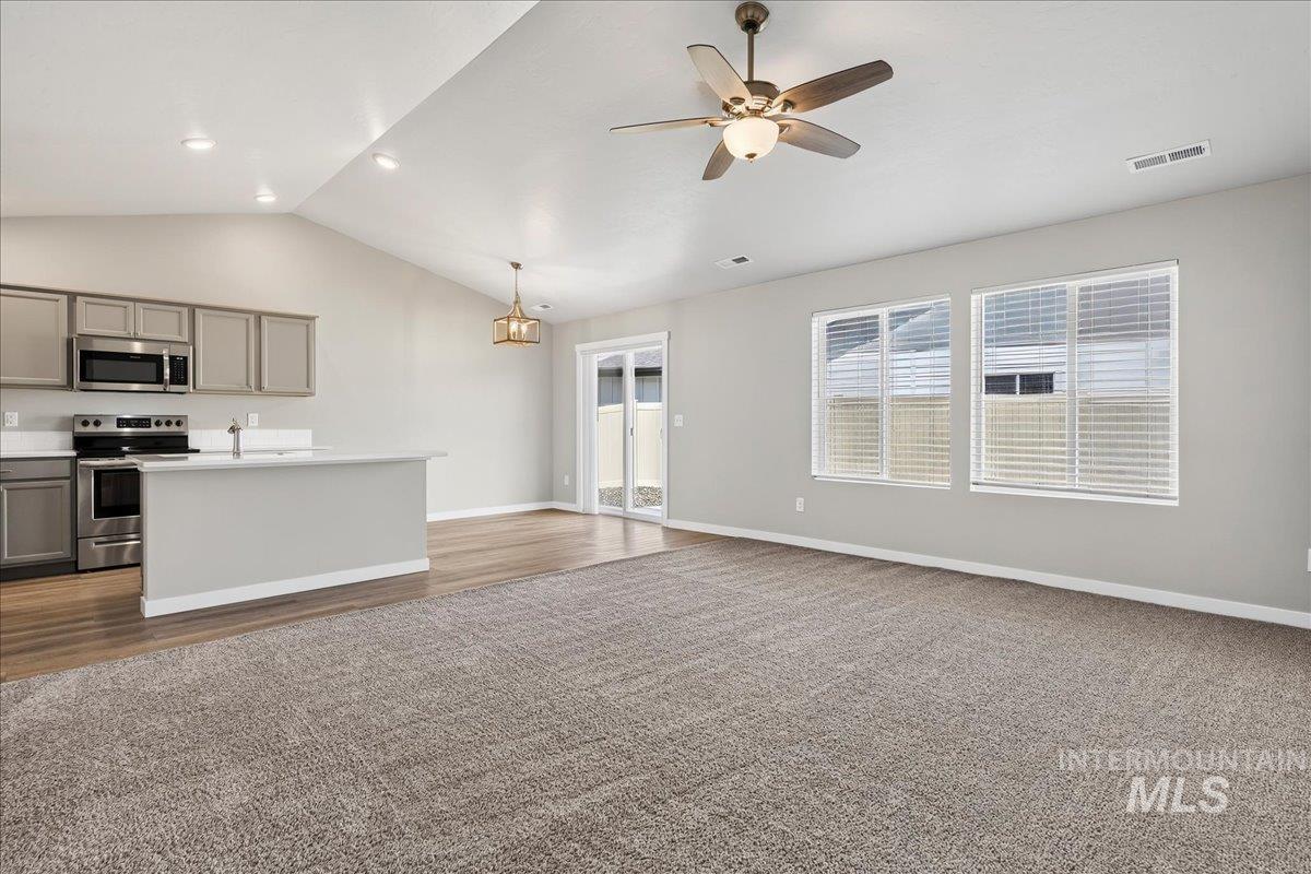 12412 W Papiamento Dr Property Photo 5