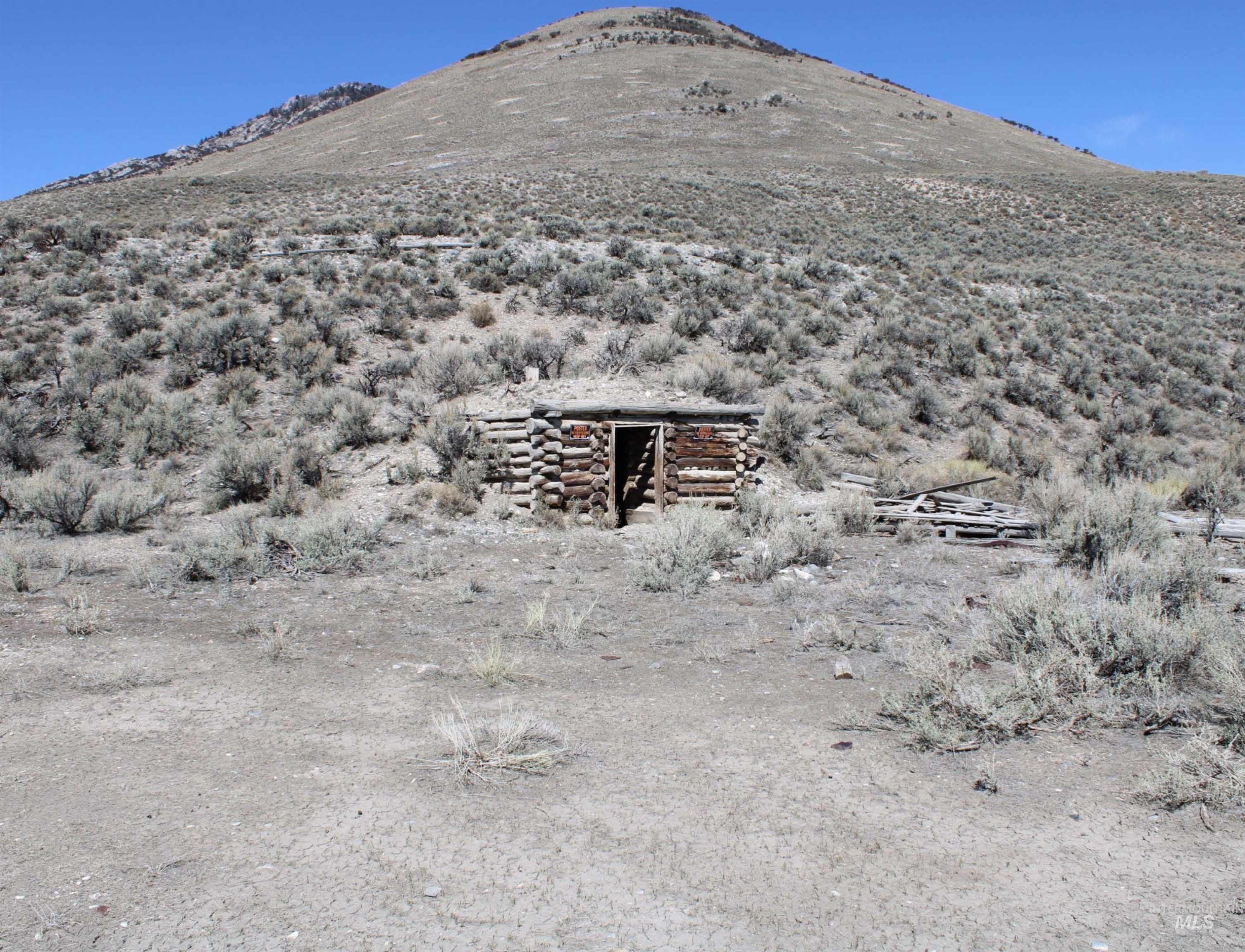 Dry Creek Road/donkey Hills Property Photo 14