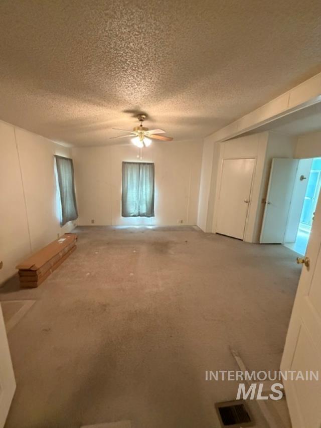 1158 W Targee Property Photo 9