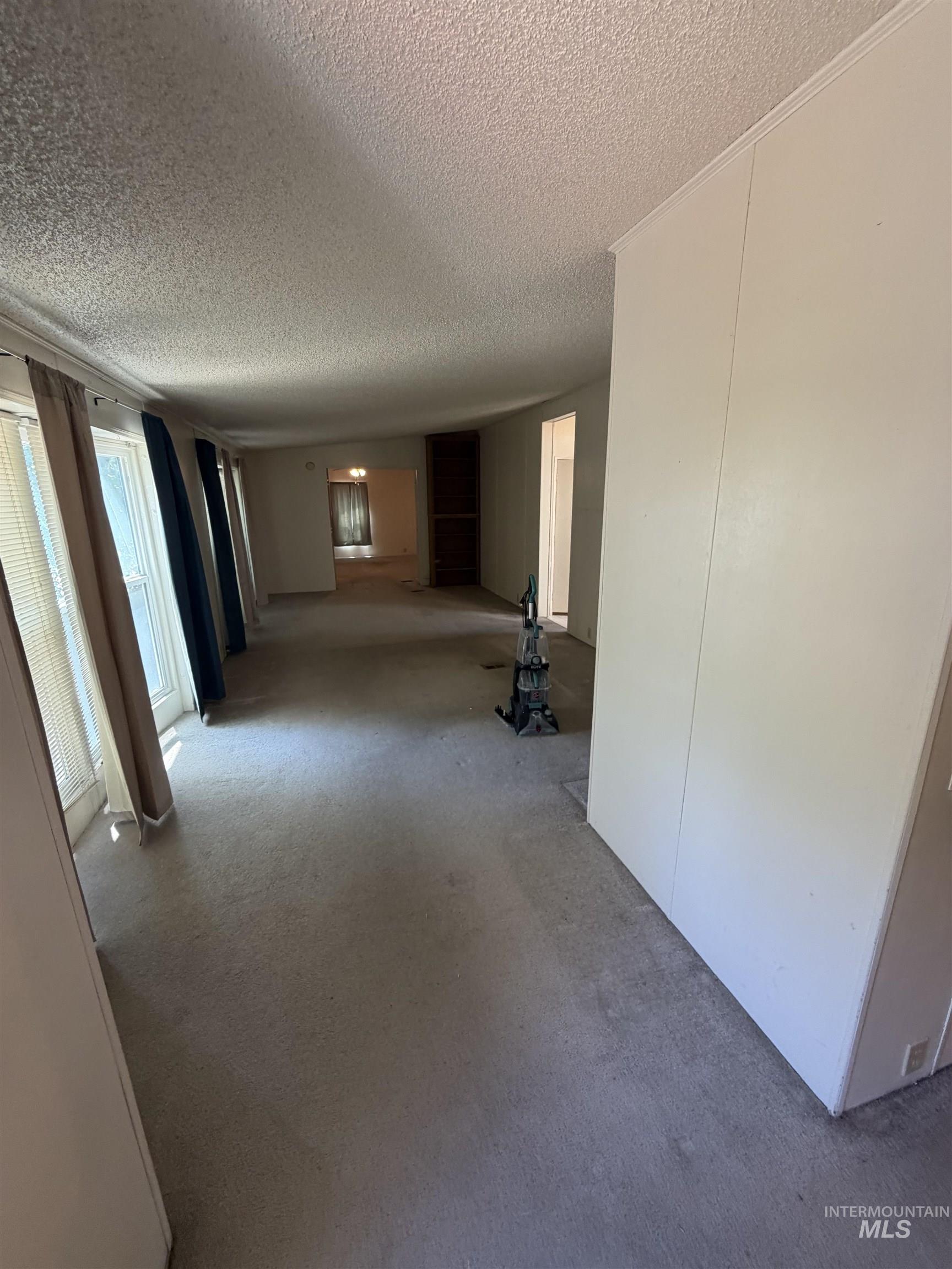 1158 W Targee Property Photo 18