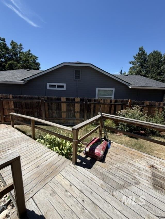 1158 W Targee Property Photo 19