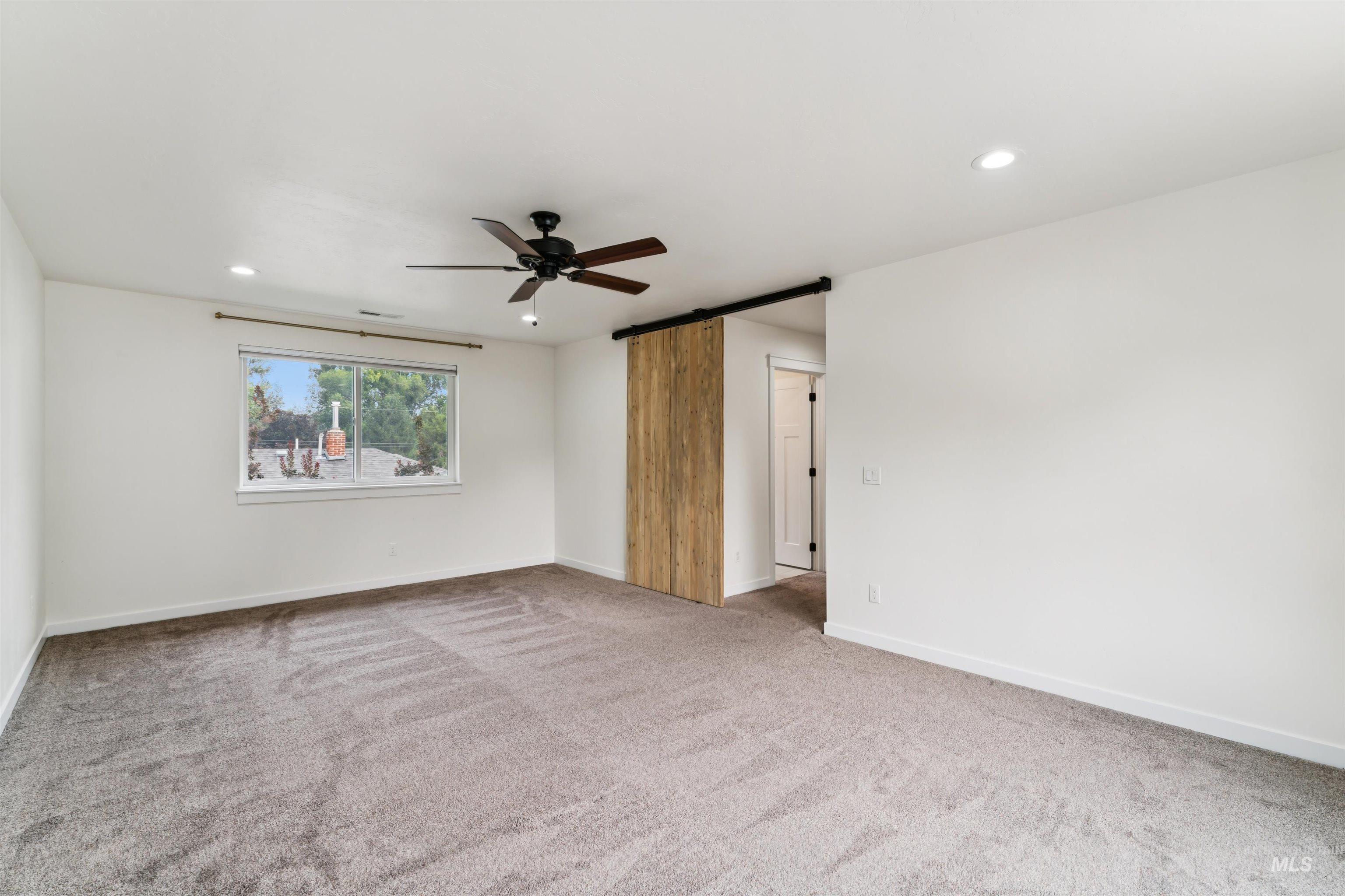 3210 W Bellomy Lane Property Photo 17