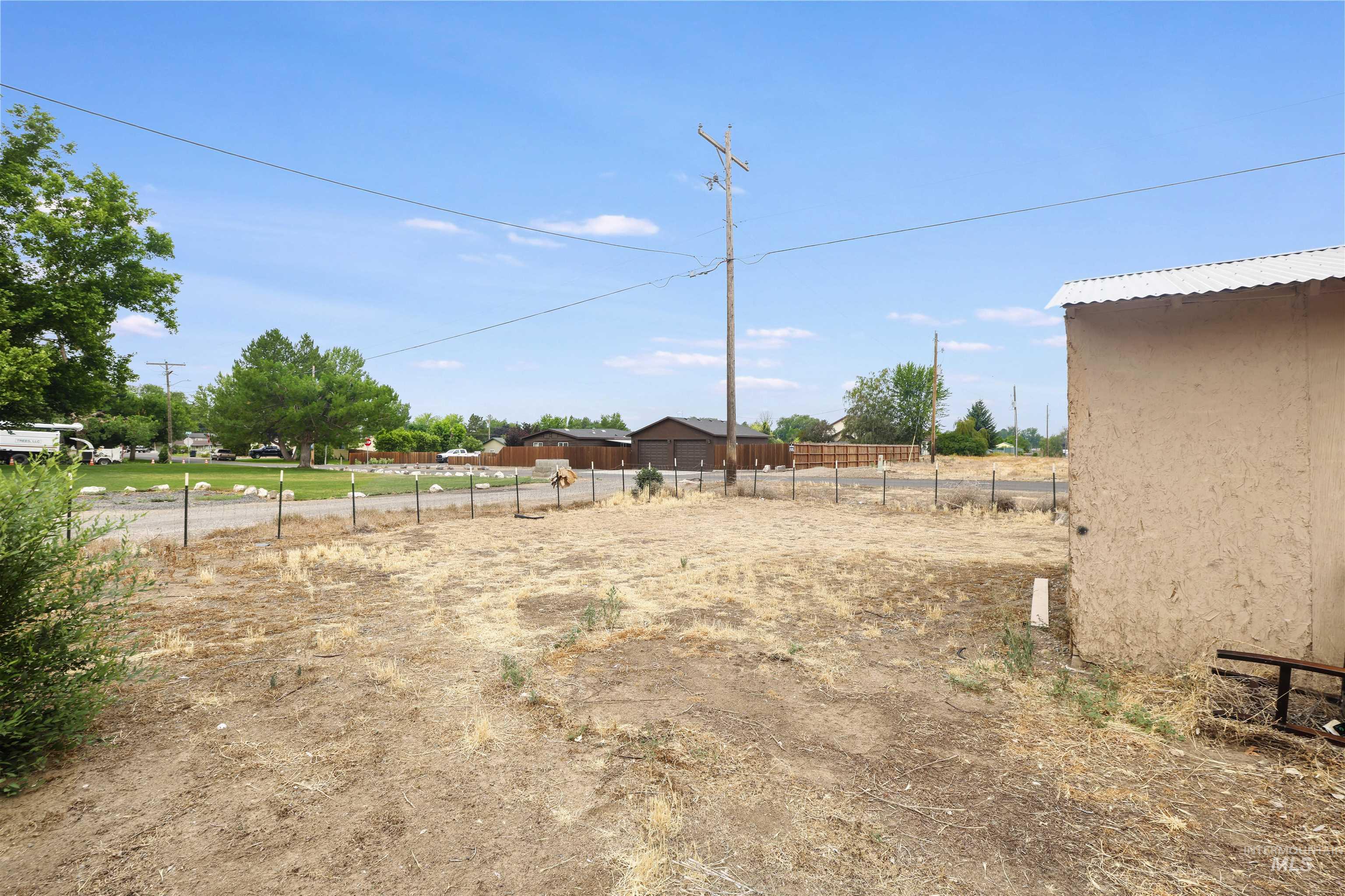 189 7th Ave W Property Photo 30