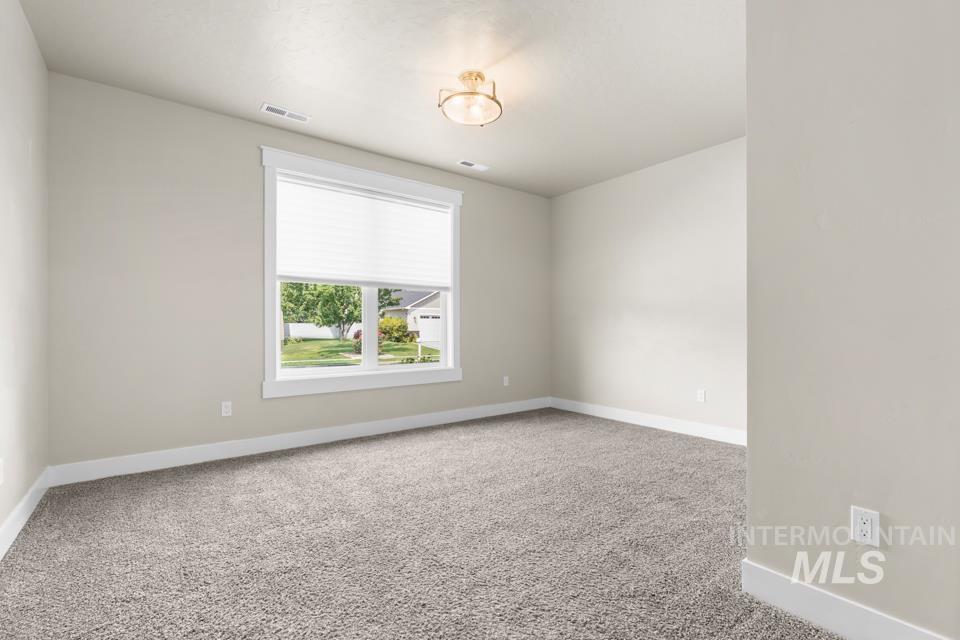 550 Syringa Falls Ct Property Photo 26