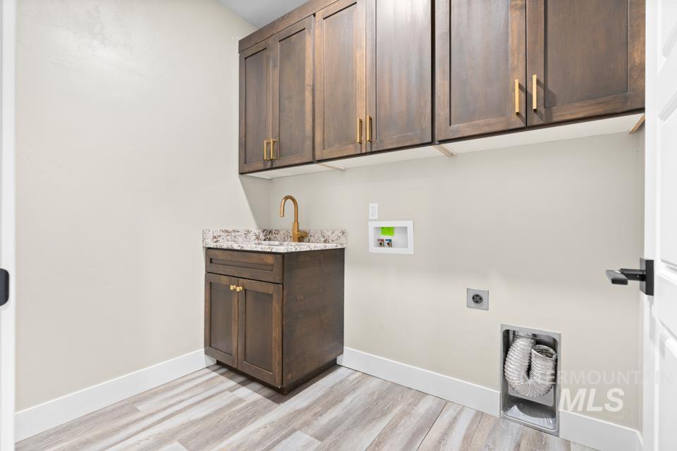 550 Syringa Falls Ct Property Photo 29