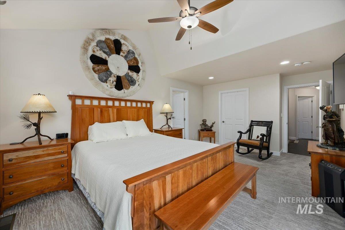 1290 Quail Hollow Property Photo 13