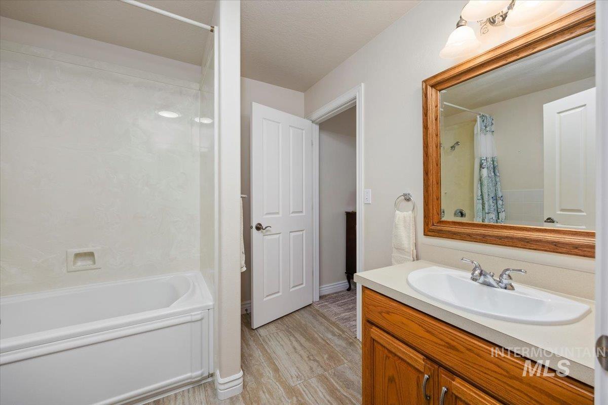 1290 Quail Hollow Property Photo 18