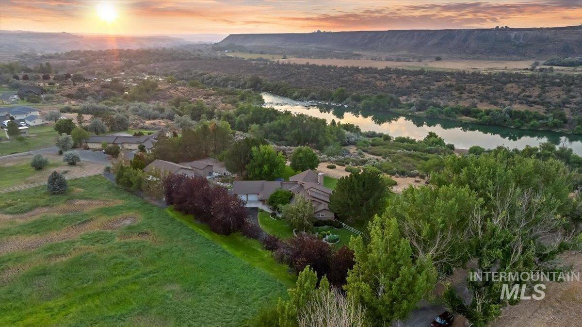 1290 Quail Hollow Property Photo 30