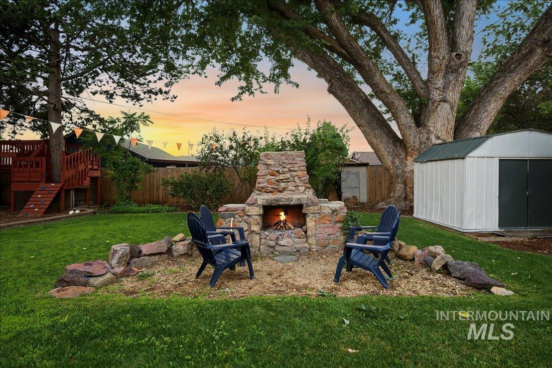 1517 S Loveland St Property Photo 33