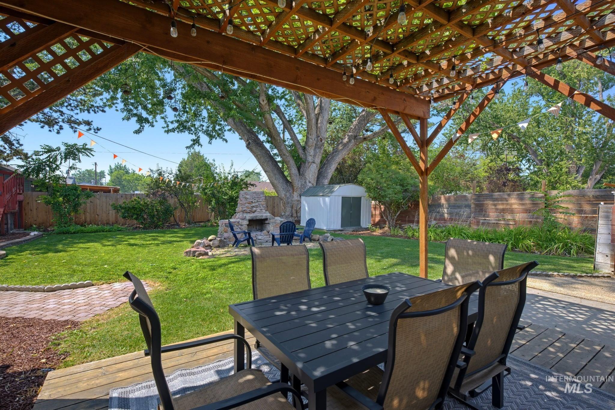 1517 S Loveland St Property Photo 35