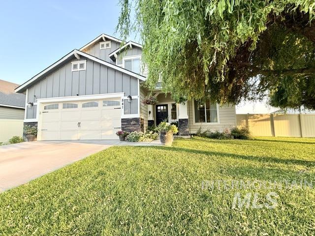 841 Canyon Crest Dr. Property Photo 3
