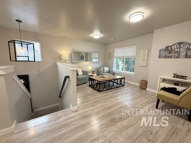 841 Canyon Crest Dr. Property Photo 24