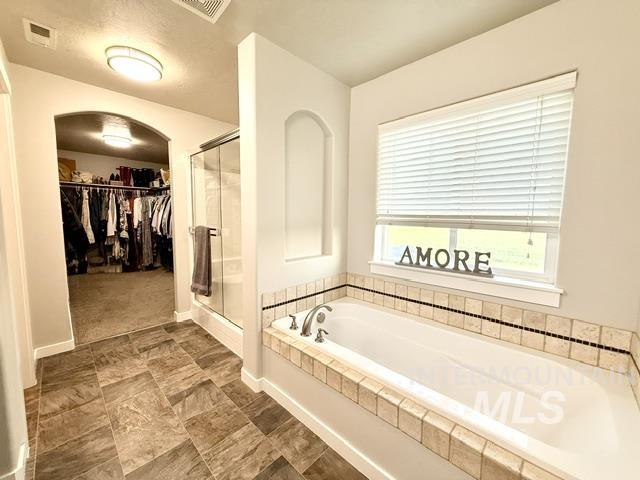 841 Canyon Crest Dr. Property Photo 29