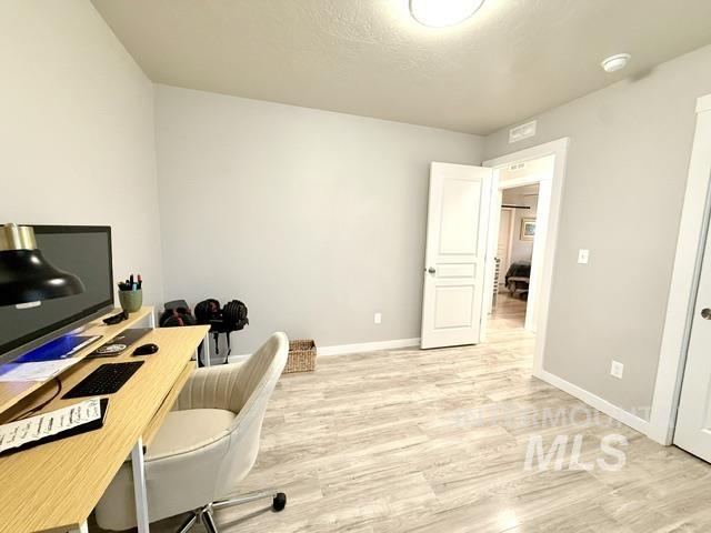 841 Canyon Crest Dr. Property Photo 37