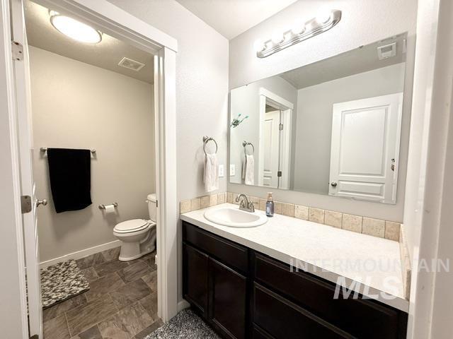 841 Canyon Crest Dr. Property Photo 38