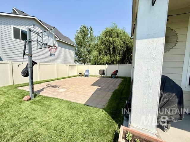 841 Canyon Crest Dr. Property Photo 46