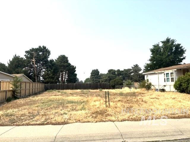 5723 E Mineral Dr Property Photo 1