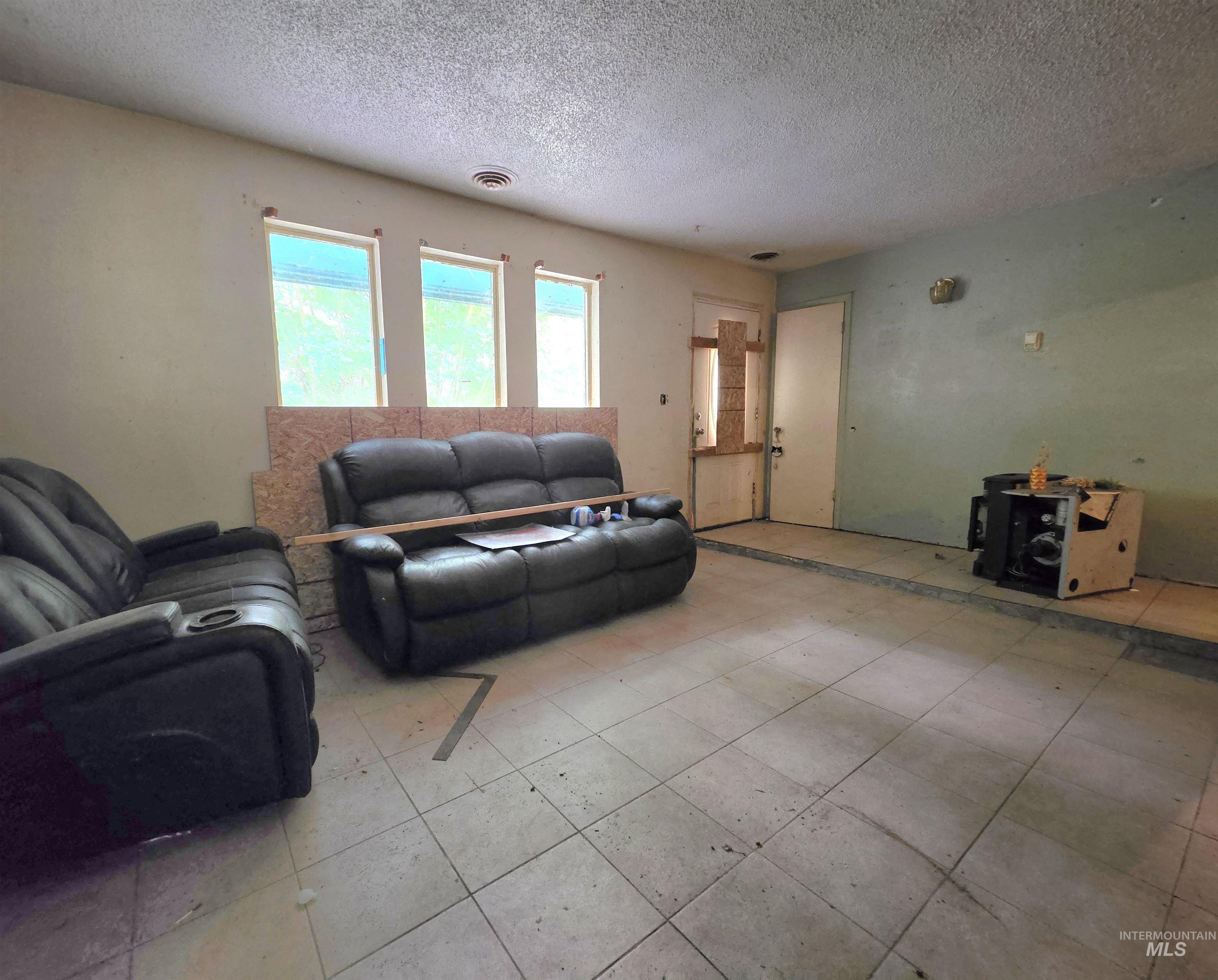 757 Foothill Dr Property Photo 11