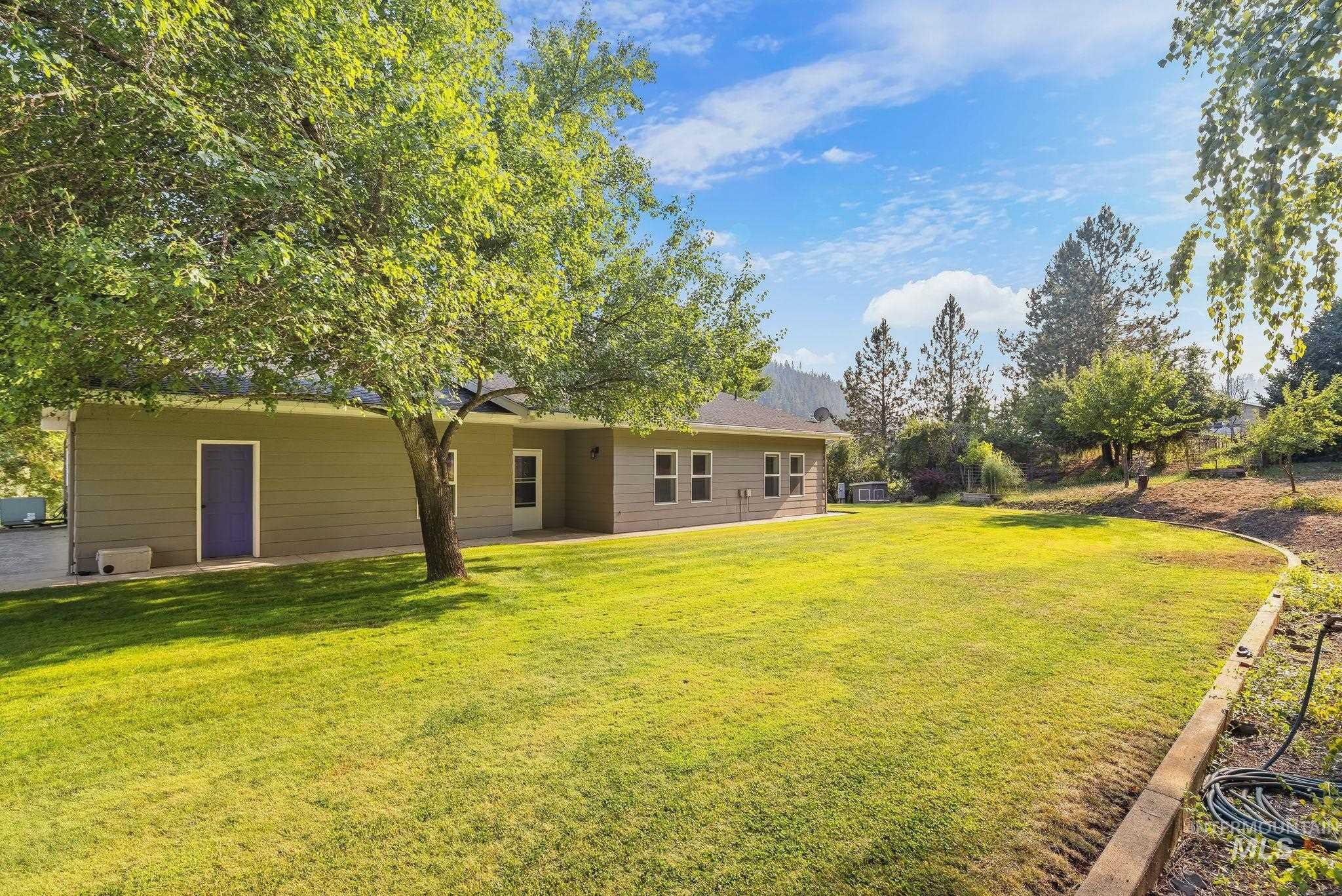 1091 Cedar Ridge Rd. Property Photo 4