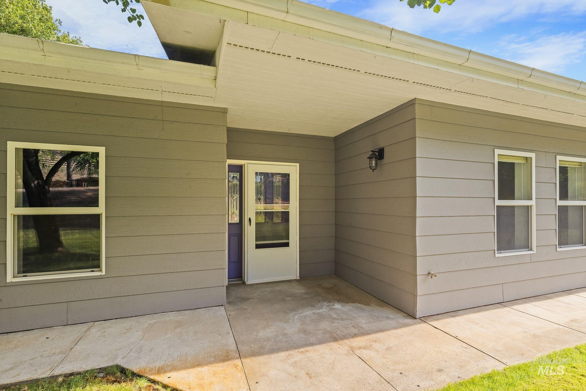 1091 Cedar Ridge Rd. Property Photo 6