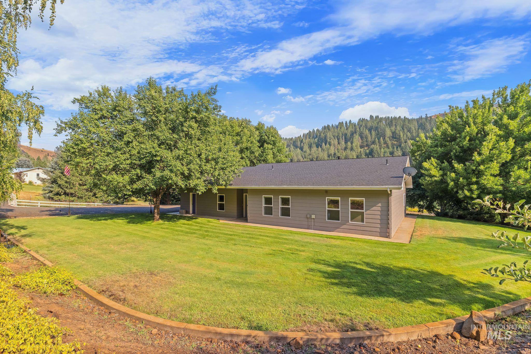 1091 Cedar Ridge Rd. Property Photo 7