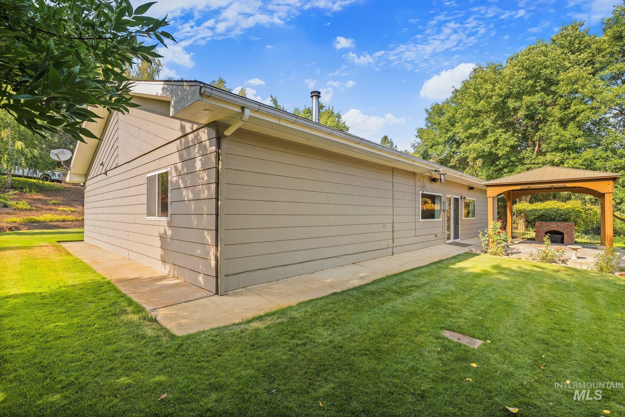 1091 Cedar Ridge Rd. Property Photo 13