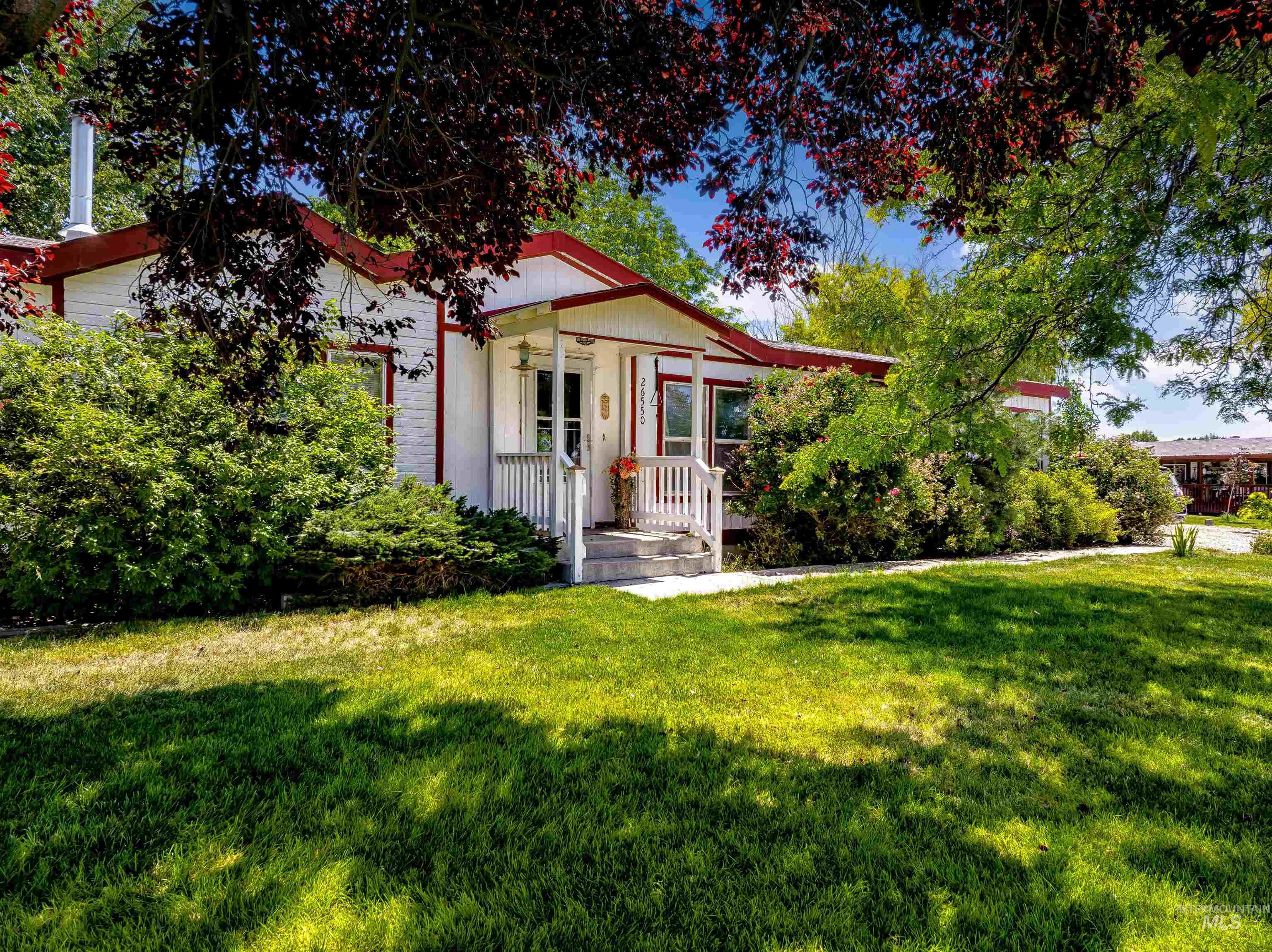 26550 Middleton Road Property Photo 2