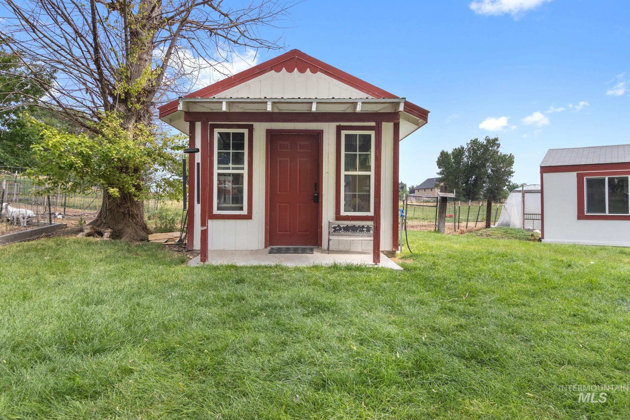 26550 Middleton Road Property Photo 43