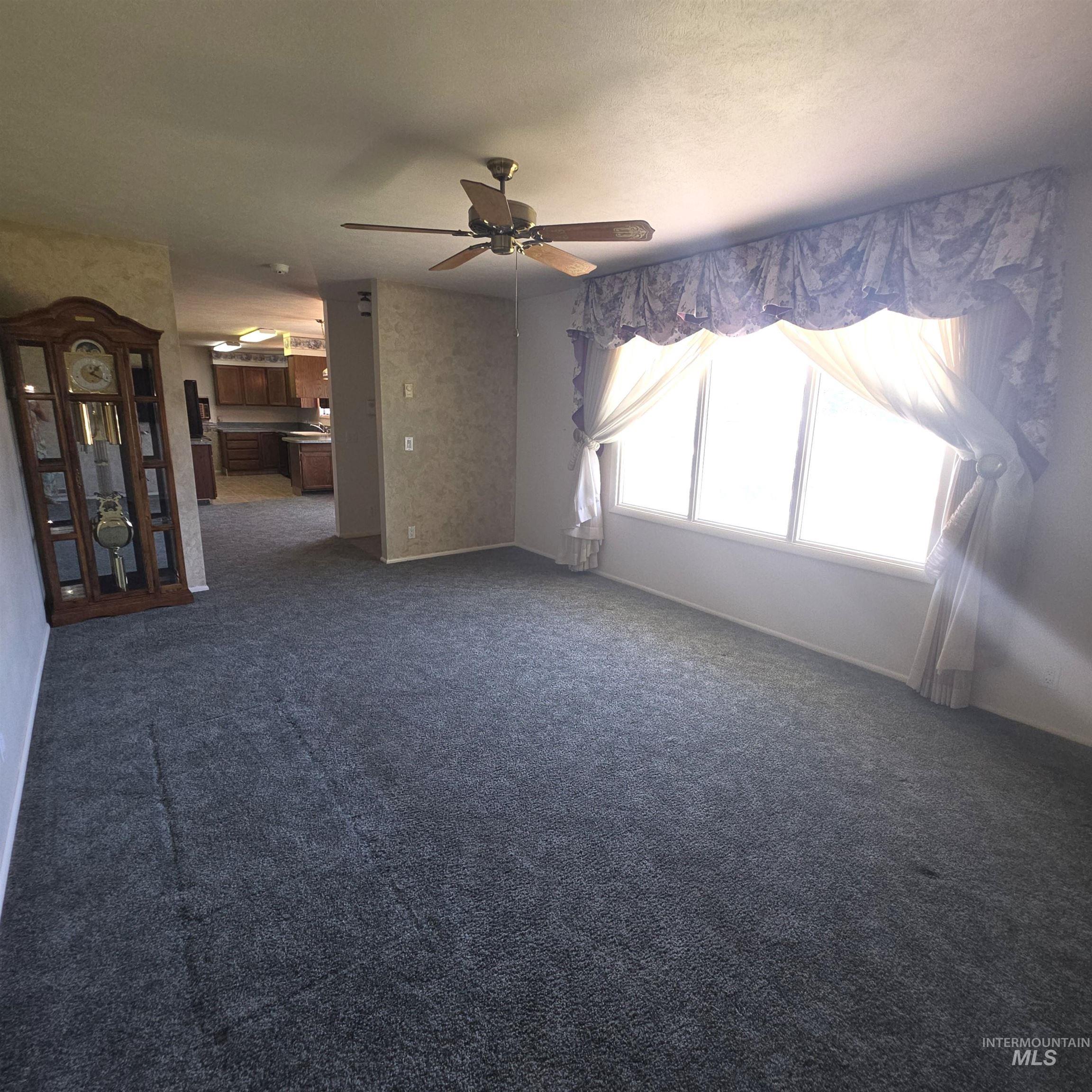 2872 Janis Drive Property Photo 4