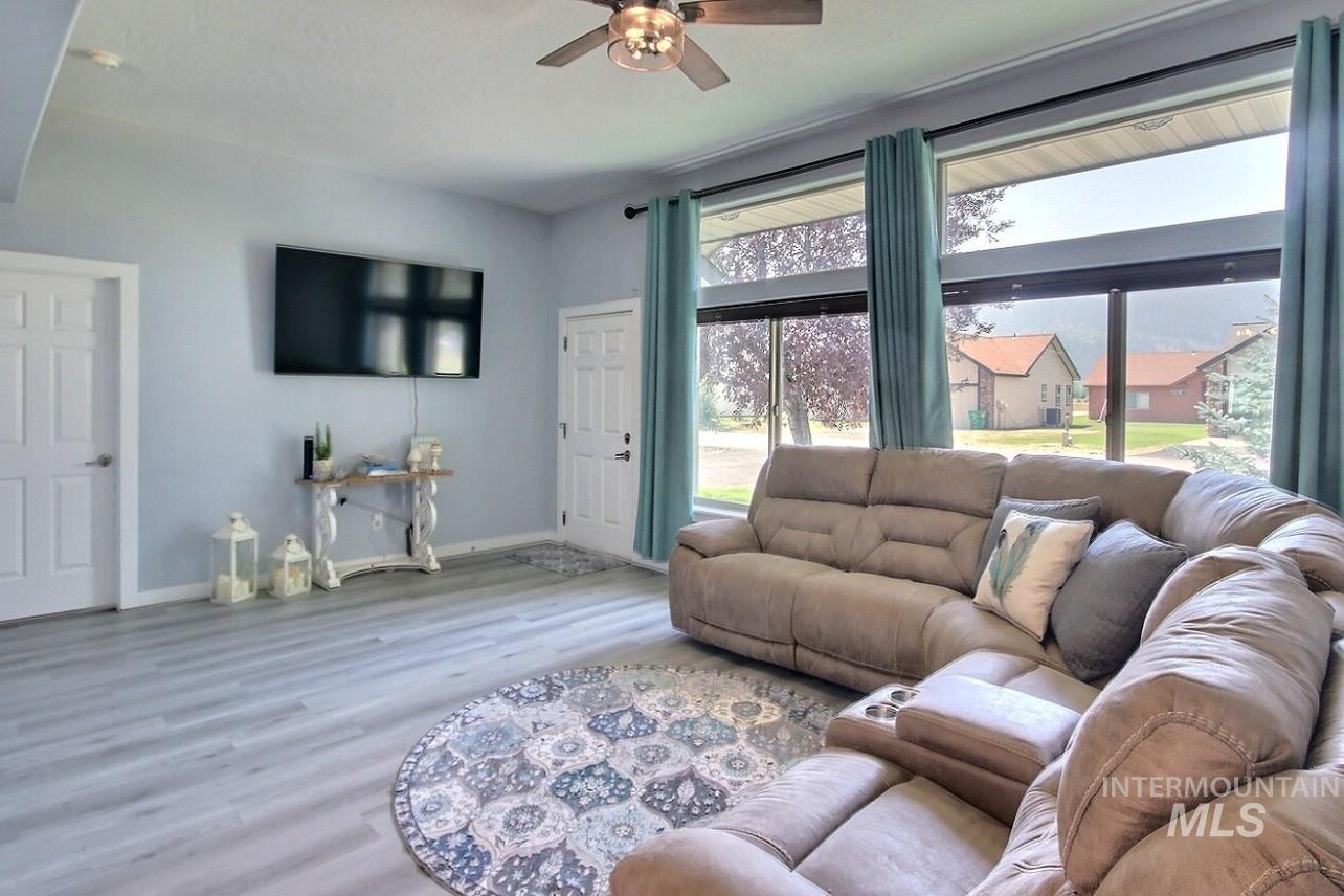 26 Buckskin Drive Property Photo 2