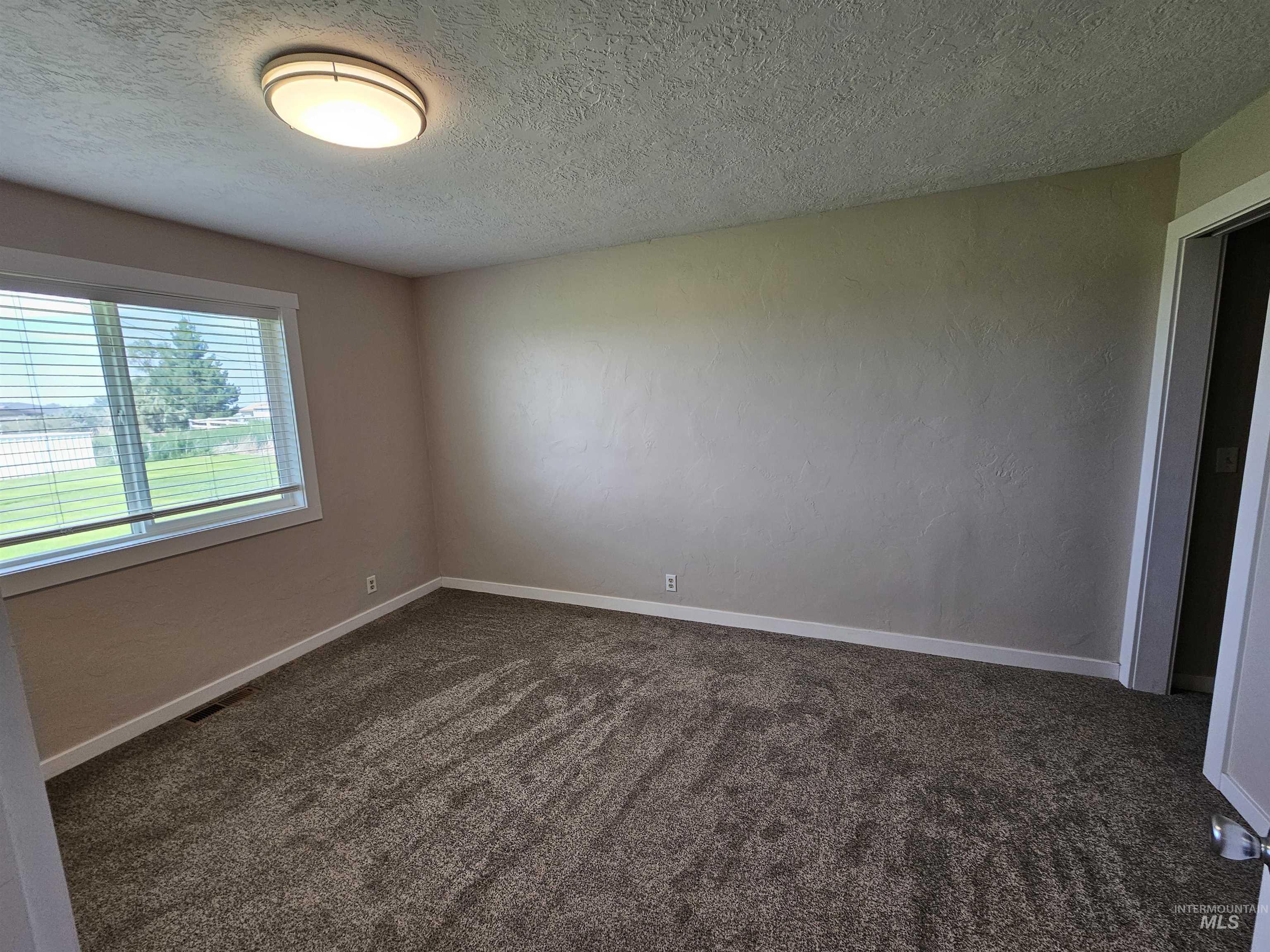 444 E 175 S Property Photo 12