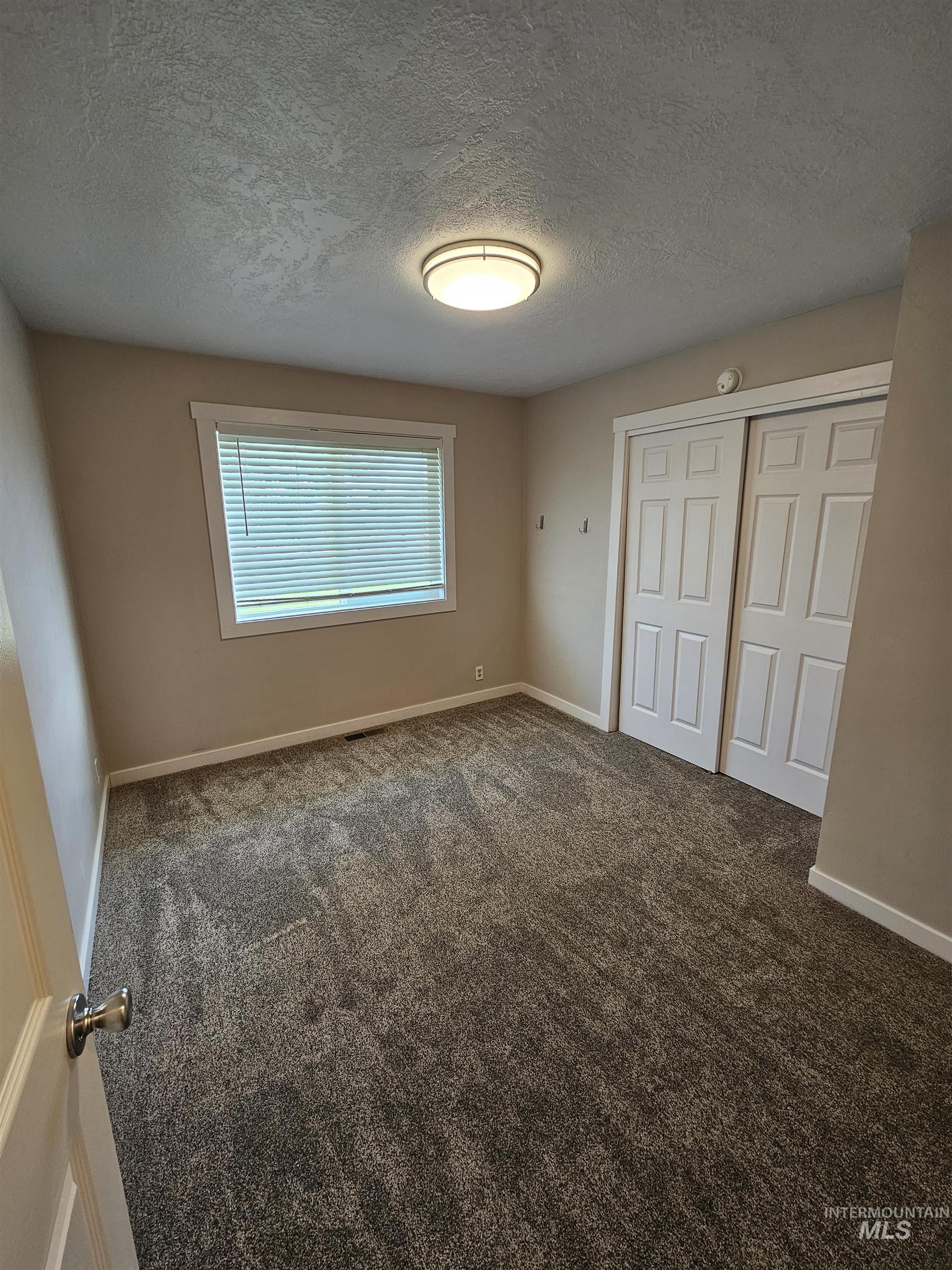 444 E 175 S Property Photo 16