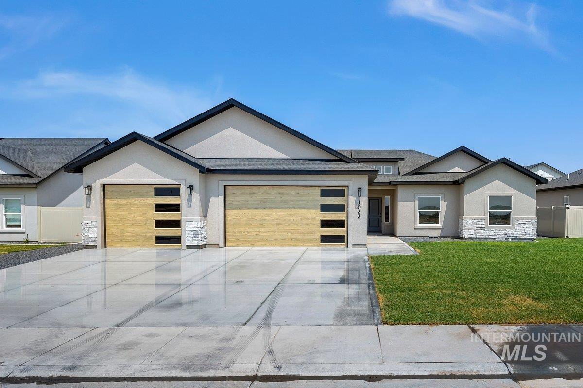 1022 Quartz Property Photo 17