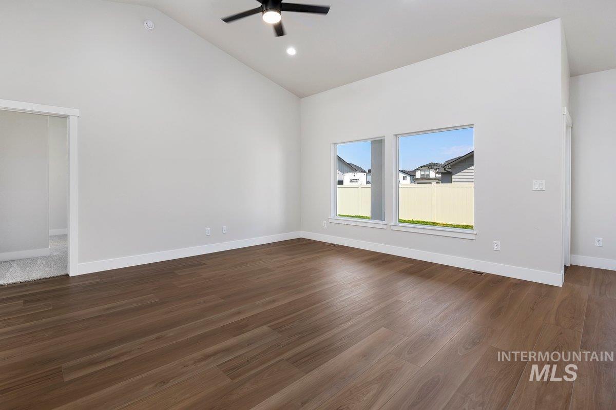 1022 Quartz Property Photo 22