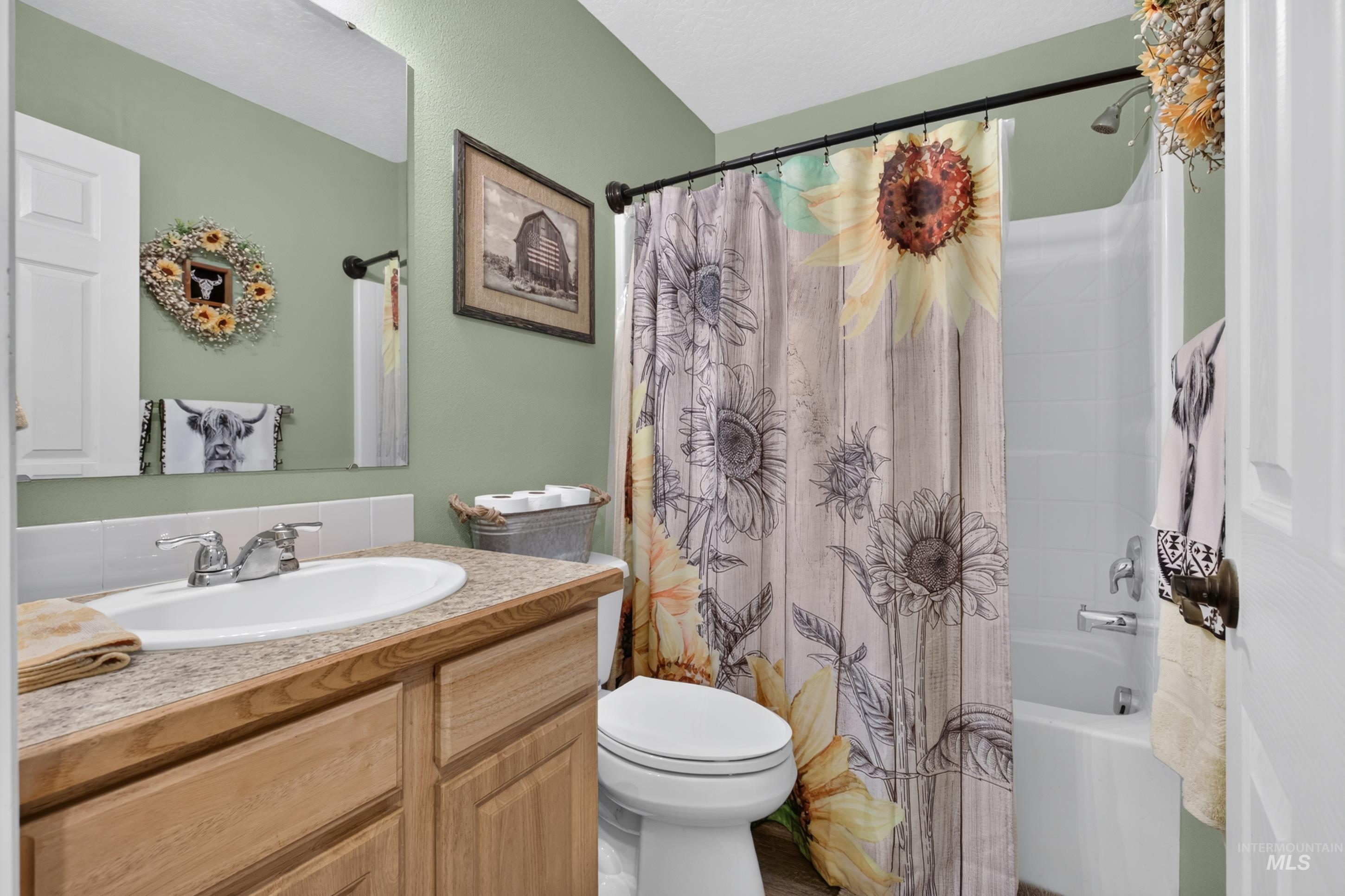 320 E Walcott Lake Ct Property Photo 23