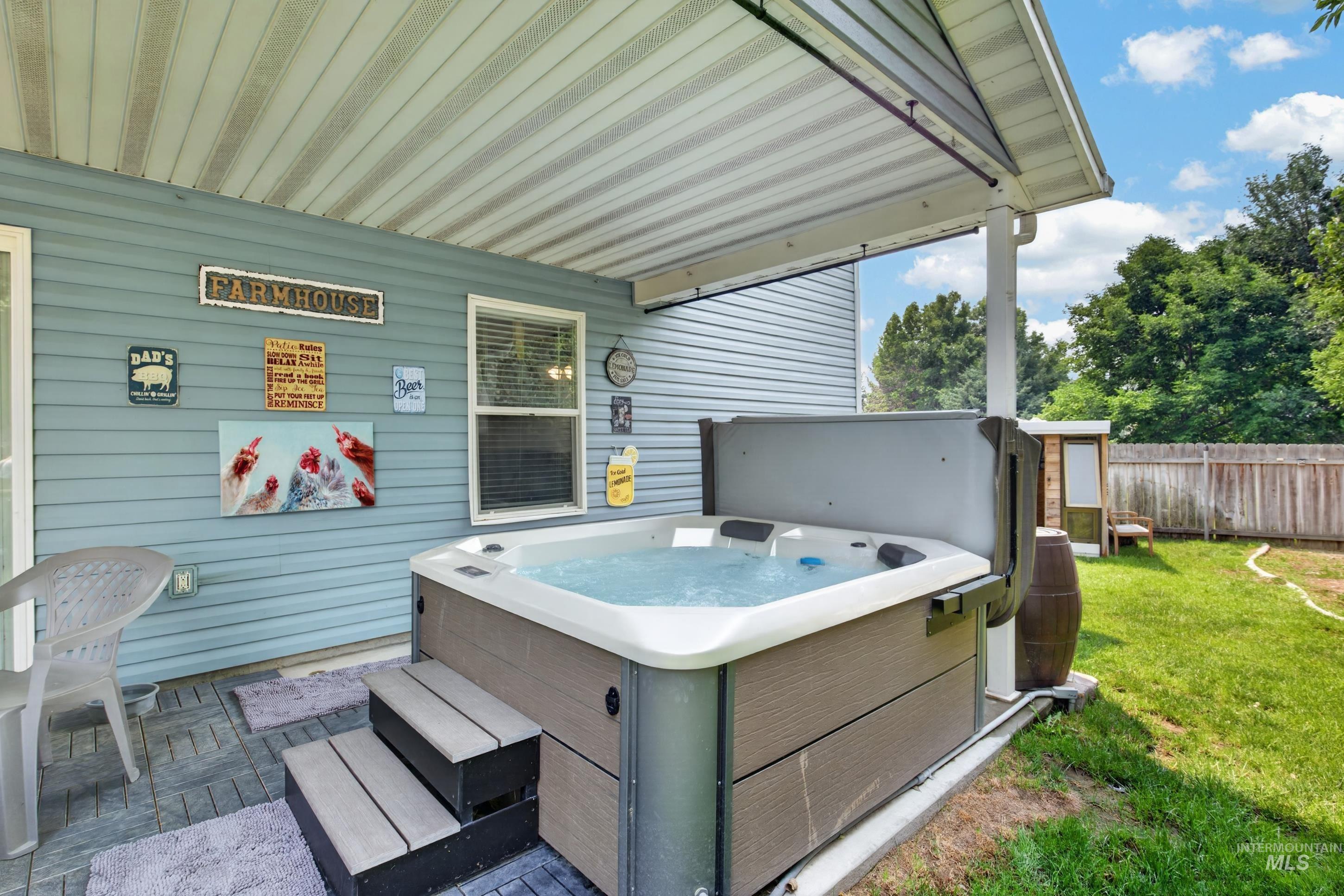 320 E Walcott Lake Ct Property Photo 42